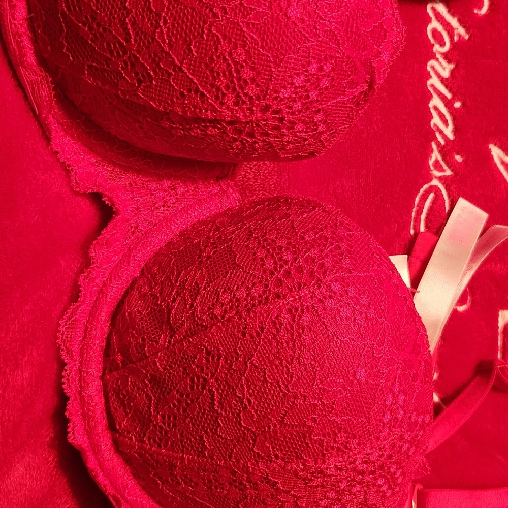 Bra - Picture 3 of 4
